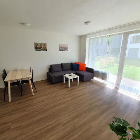 Modern With Terrace And Garage In The Center דירה